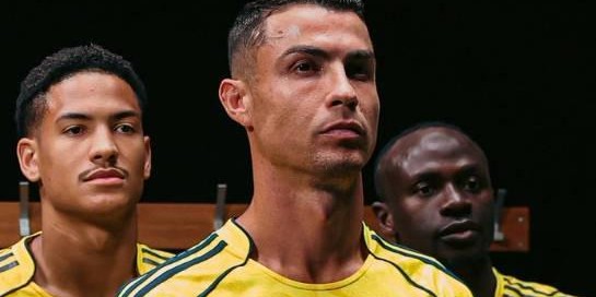 阿斯：虽然C罗的私人飞机抵达马德里，但球员本人仍留在沙特