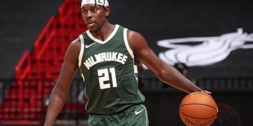 MK体育官方网站-【人物】从1比4到2比0 霍勒迪促使雄鹿完成蜕变