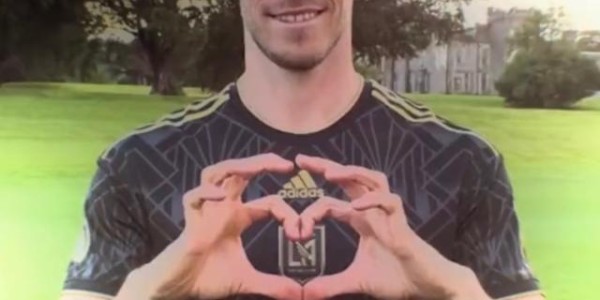 MK体育官网-年薪不到160万美元，贝尔去美国踢球真不为钱？