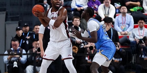 MKsports-唉！3大投手3分16中2，频频打铁输北京，球迷：平时训练在干什么?