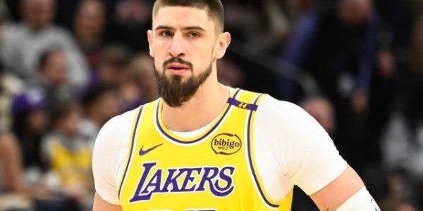 MK体育官网-4战0分！湖人捡漏反踩坑：为他裁伍德，内线危机加剧